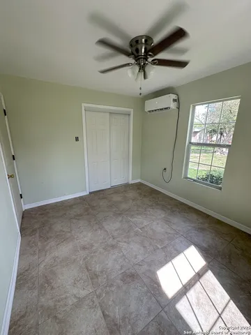 $129,000 | 117 McKinnen Avenue, Charlotte, TX 78011