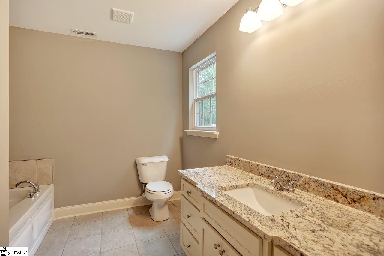 540 Brashears Road Campobello, SC 29322 - Photo 16 of 28