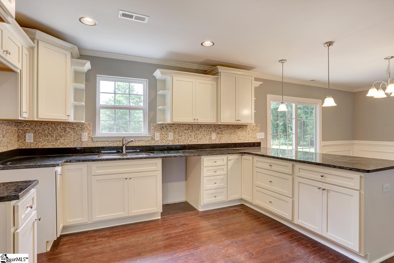540 Brashears Road Campobello, SC 29322 - Photo 10 of 28