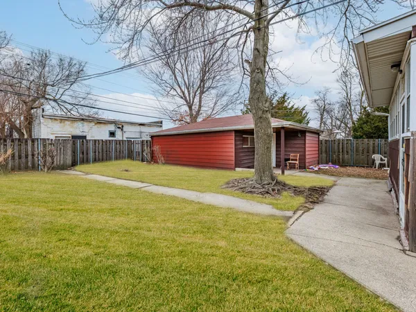 $165,000 | 580 Hirsch Avenue, Calumet City, IL 60409
