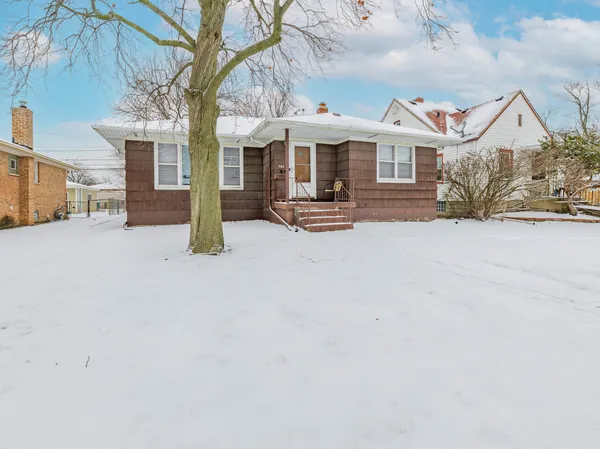 $165,000 | 580 Hirsch Avenue, Calumet City, IL 60409