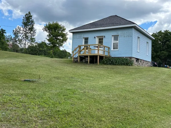 $84,900 | 124 Menes Street, Walkerville, MI 49459