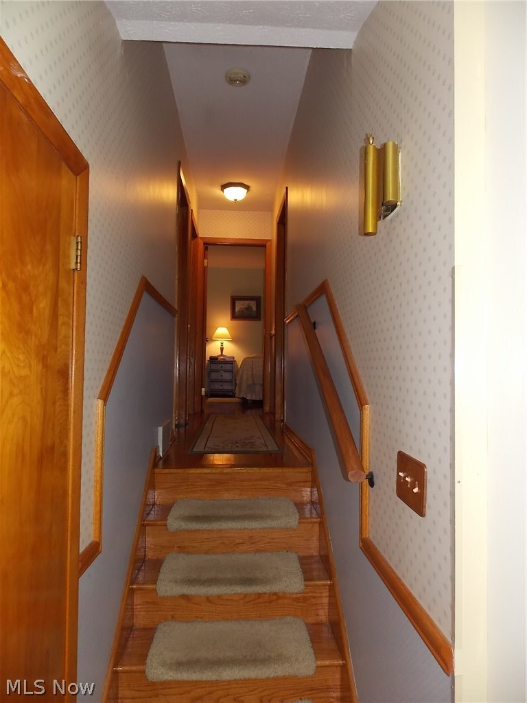 9512 Mennonite Road Wadsworth, OH 44281 - Photo 15 of 30 Gallery Image 15