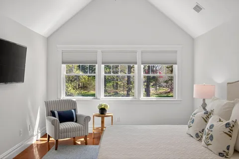 $989,000 | 2 Quinns Way, Unit 2, Mashpee, MA 02649