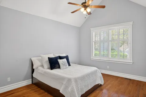 $989,000 | 2 Quinns Way, Unit 2, Mashpee, MA 02649