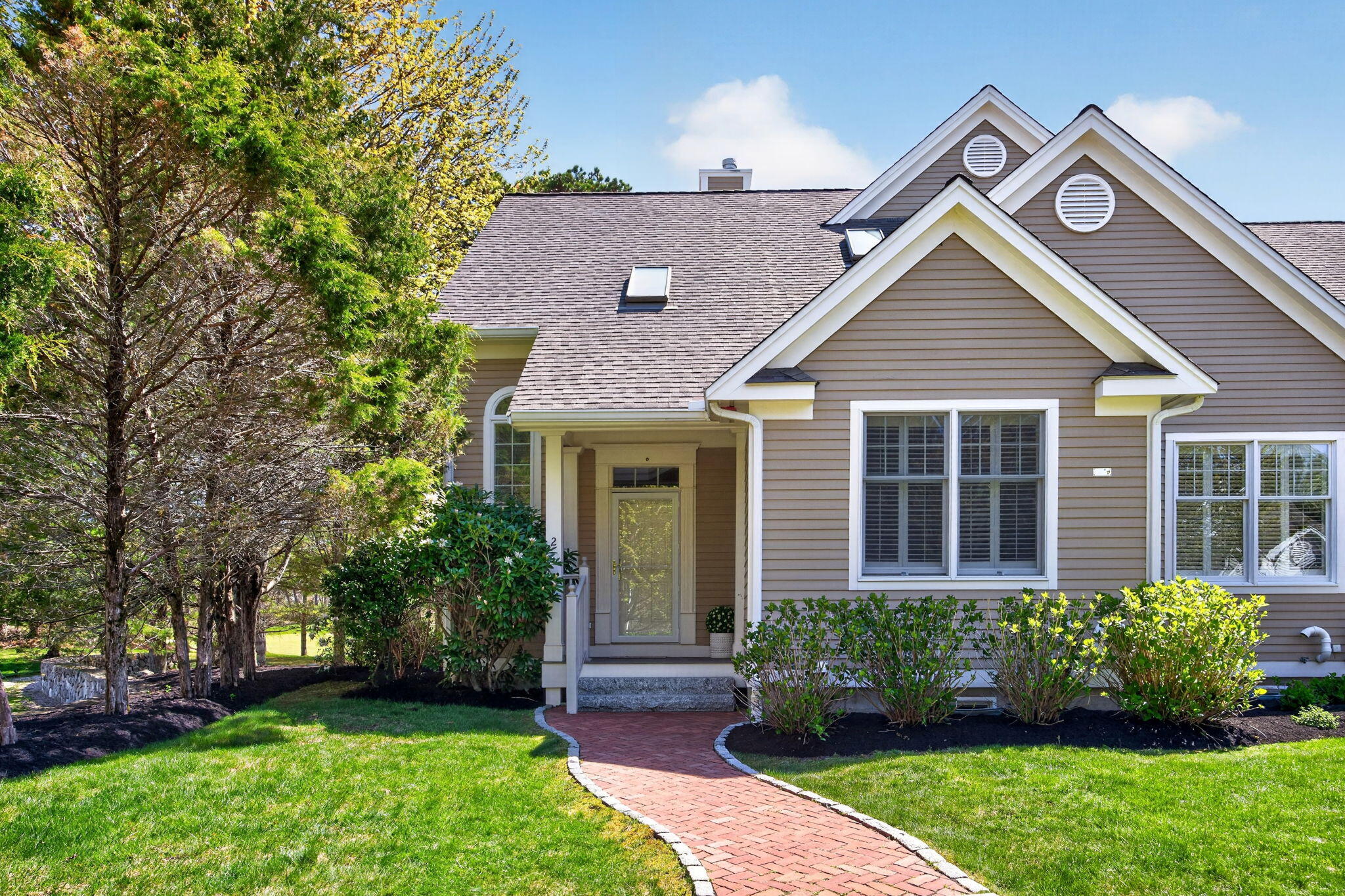 2 Quinns Way, Unit 2 Mashpee, MA 02649 - Photo 4 of 49 26-8P0A1748