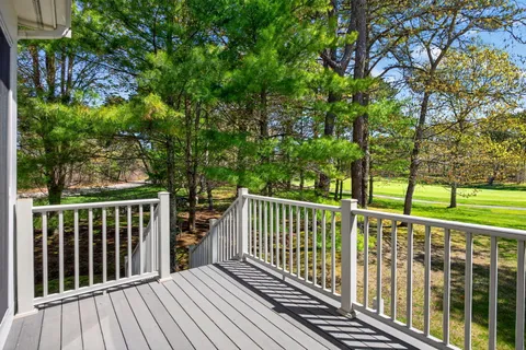 $989,000 | 2 Quinns Way, Unit 2, Mashpee, MA 02649