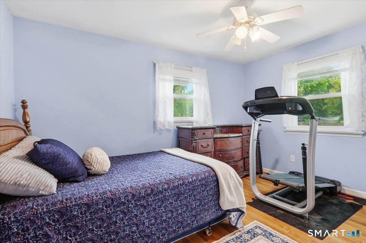 31 Iron Street Ledyard, CT 06339 - Photo 10 of 40