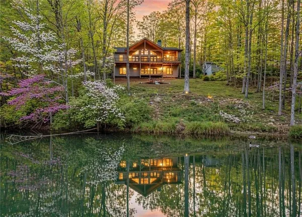 $924,900 | 382 Pocaset, Ellijay, GA 30540