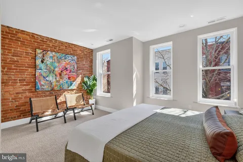 $925,000 | 654 Acker Place Northeast, Washington, DC 20002