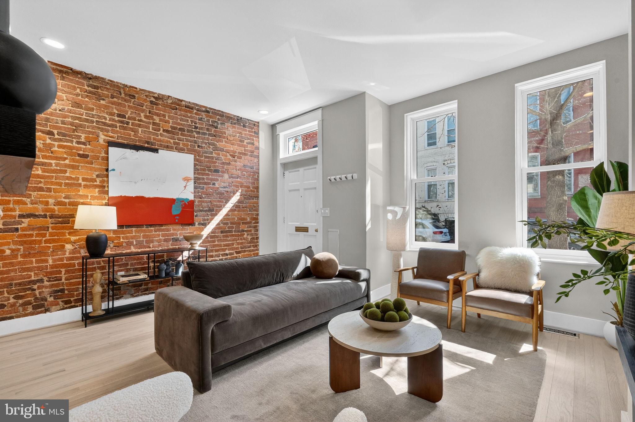 654 Acker Place Northeast Washington, DC 20002 - Photo 5 of 38 Flooding with sunlight