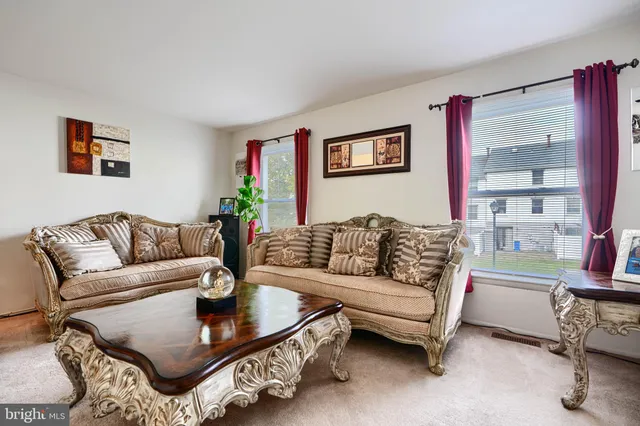 $350,000 | 9652 Canterbury Riding, Unit 184, Laurel, MD 20723