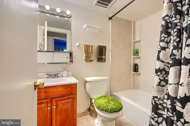 $350,000 | 9652 Canterbury Riding, Unit 184, Laurel, MD 20723