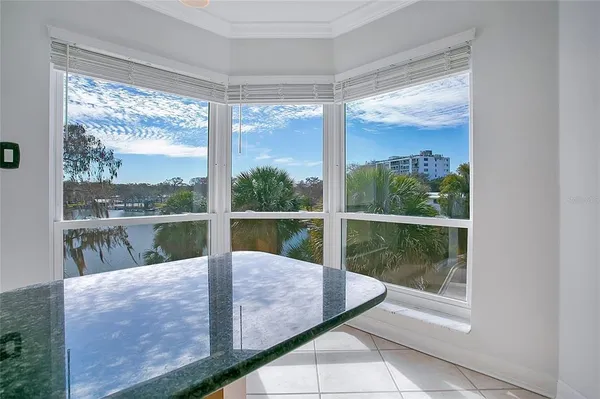 $2,850 | 206 Quayside Circle, Unit 503, Maitland, FL 32751