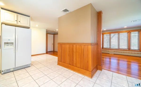 $369,900 | 16 Featherbed Lane, Branford, CT 06405