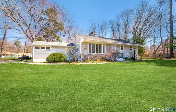 $369,900 | 16 Featherbed Lane, Branford, CT 06405