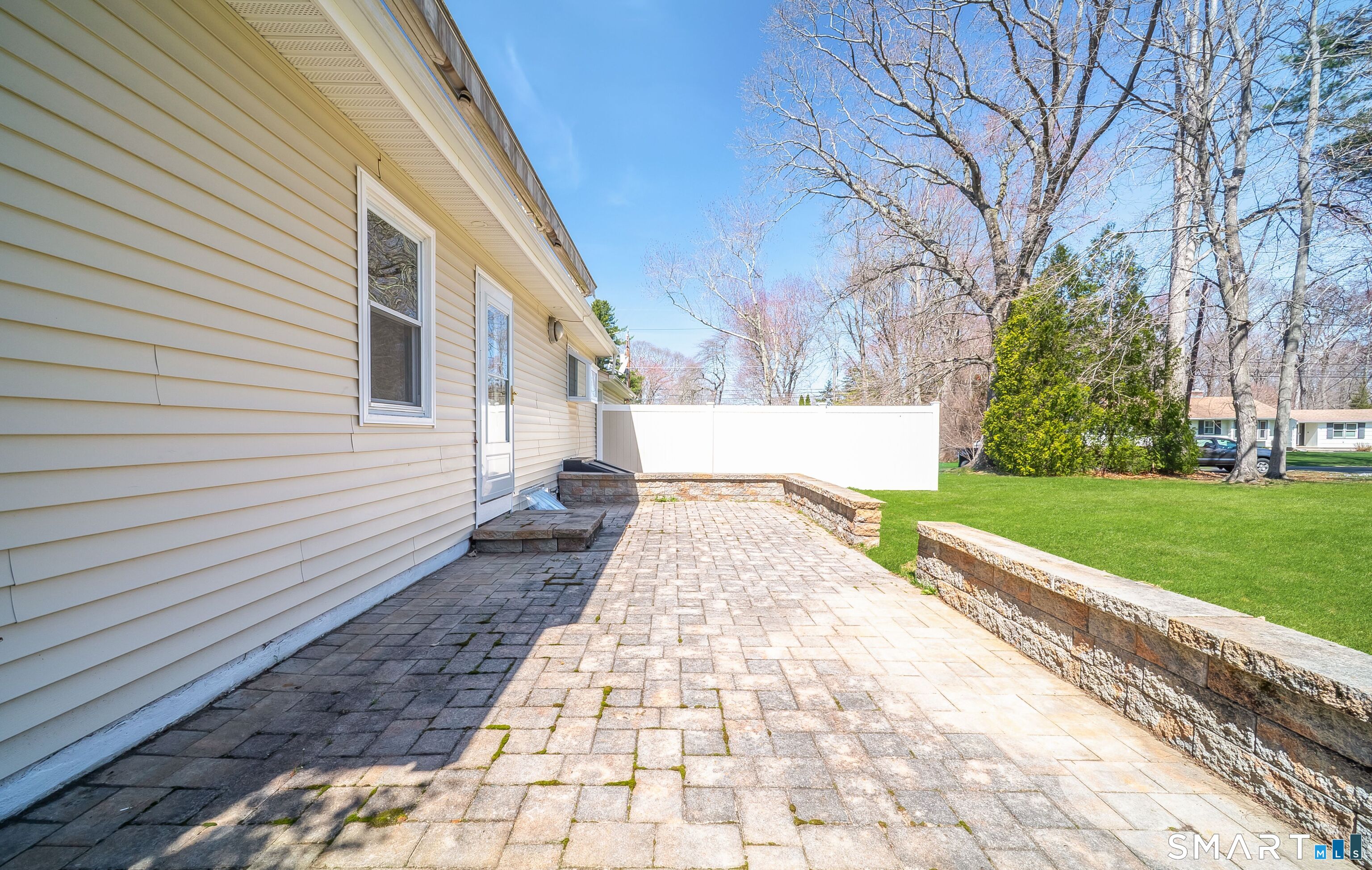 16 Featherbed Lane Branford, CT 06405 - Photo 37 of 40 a view of a yard with brick house