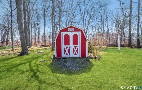 $369,900 | 16 Featherbed Lane, Branford, CT 06405