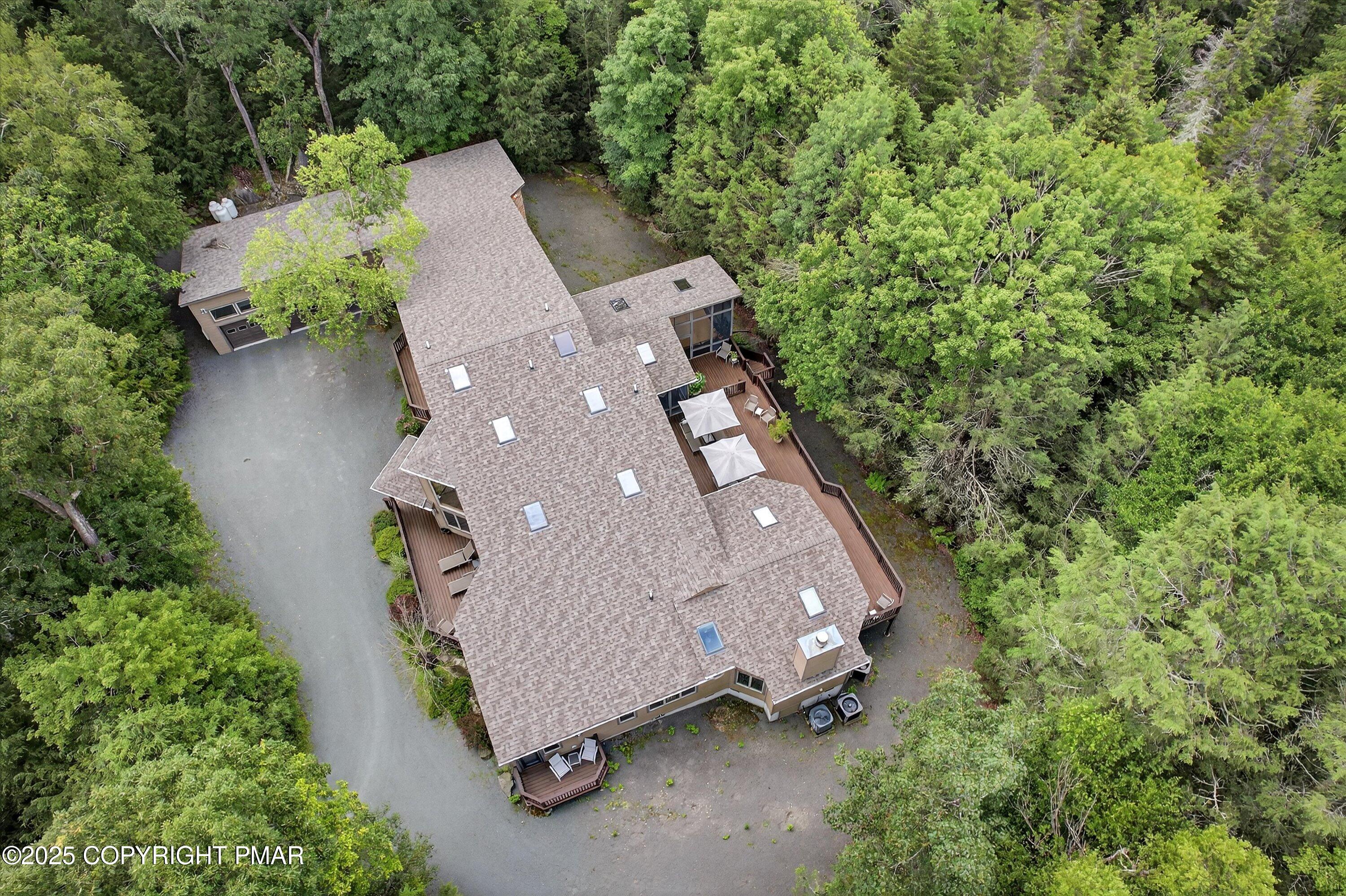 804 Ranch Court Hawley, PA 18428 - Photo 4 of 74 03-HTV3004