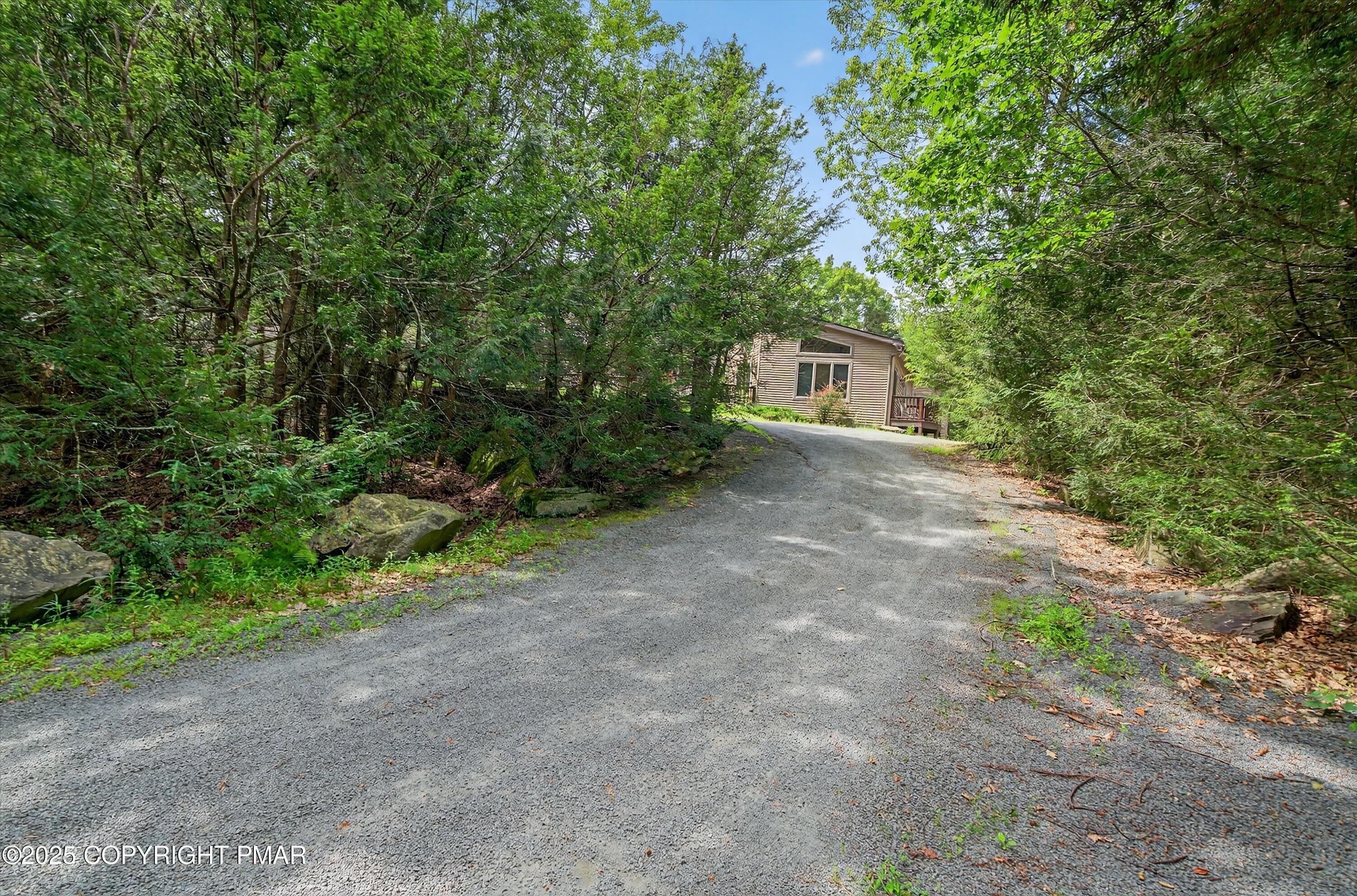 804 Ranch Court Hawley, PA 18428 - Photo 5 of 74 04-HTV3070