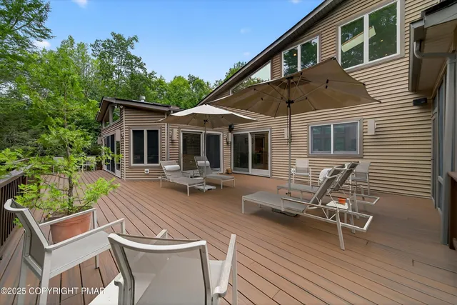 $1,350,000 | 804 Ranch Court, Hawley, PA 18428