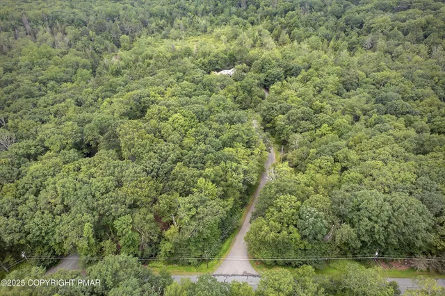 $1,350,000 | 804 Ranch Court, Hawley, PA 18428