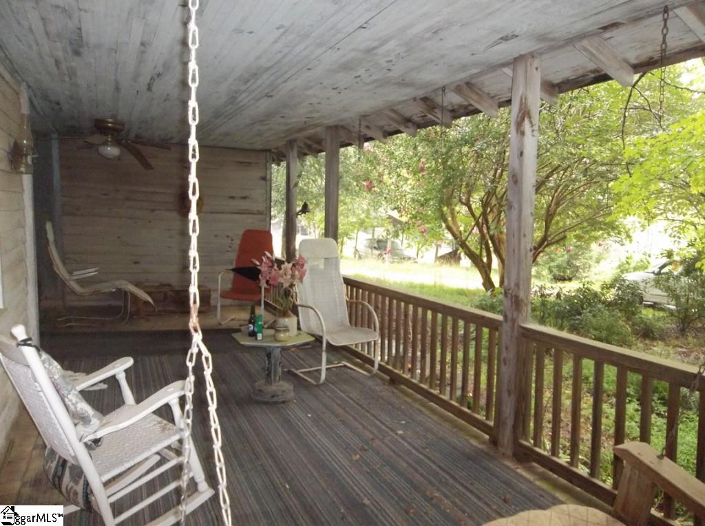 739 East Preston McDaniel Road Pickens, SC 29671 - Photo 22 of 32 Gallery Image 22