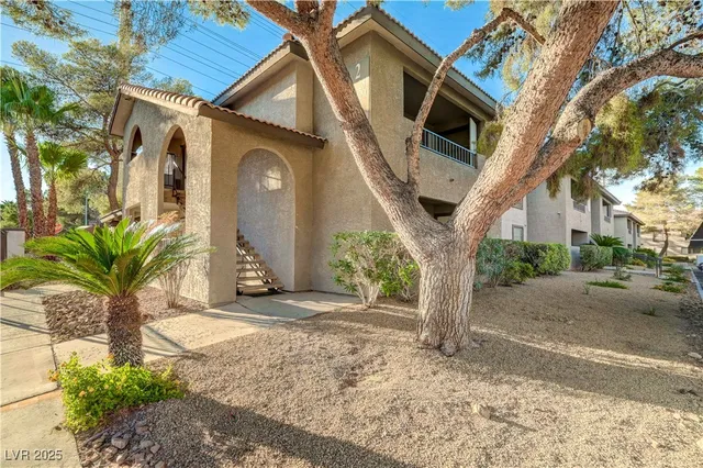 $185,000 | 2606 South Durango Drive, Unit 281, Las Vegas, NV 89117