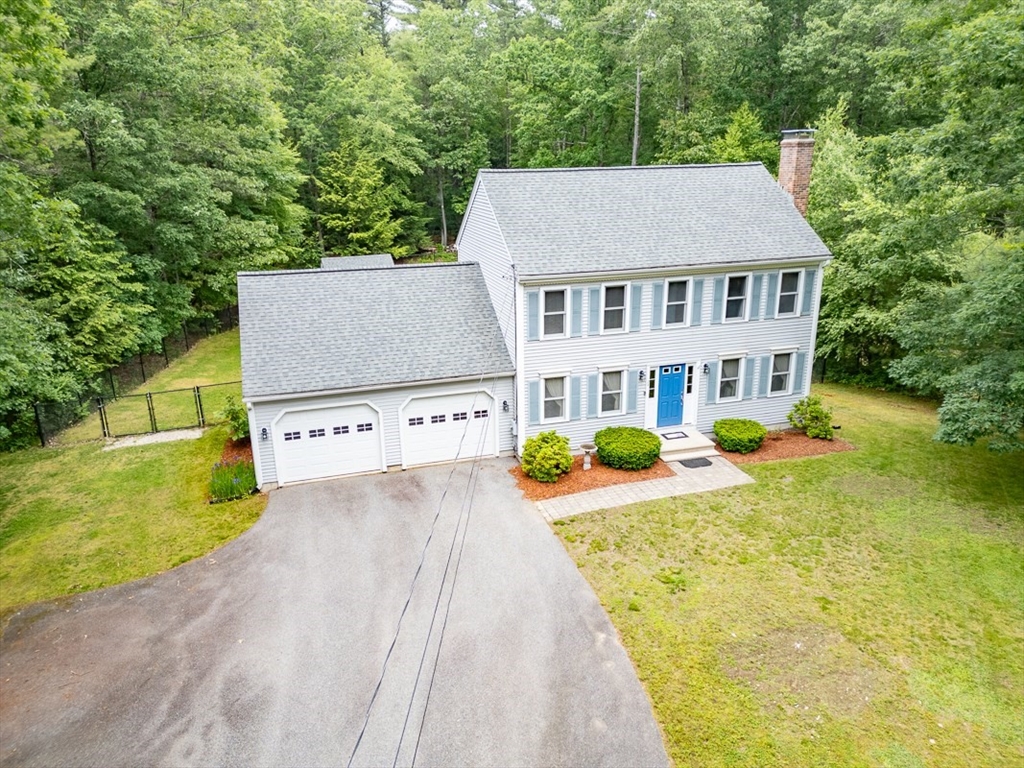 94 Haynes Road Townsend, MA 01469 - Photo 29 of 34 a view of a house with pool and sitting area