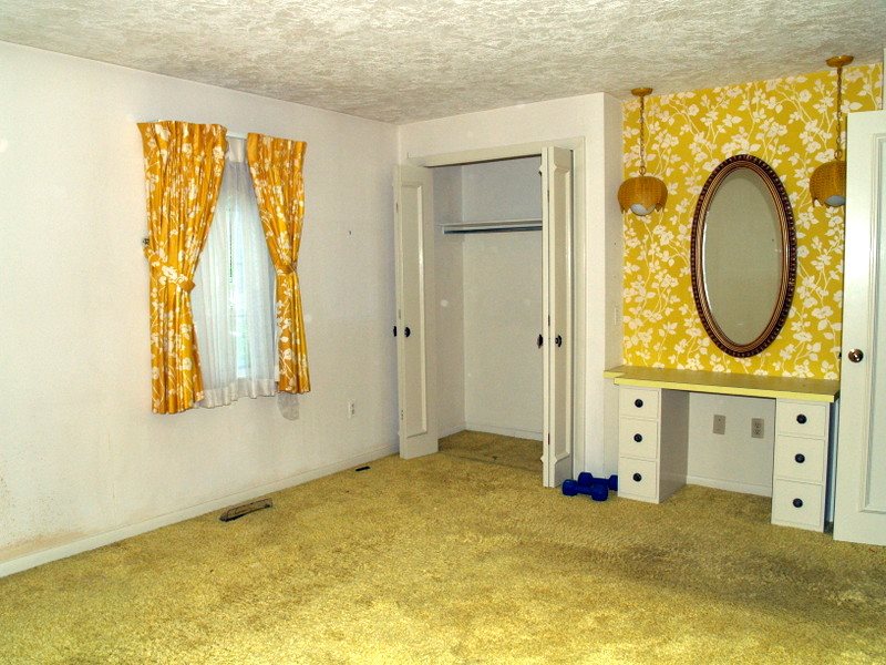 191 Pinecrest Road Manchester, NH 03104 - Photo 15 of 21 Gallery Image 15