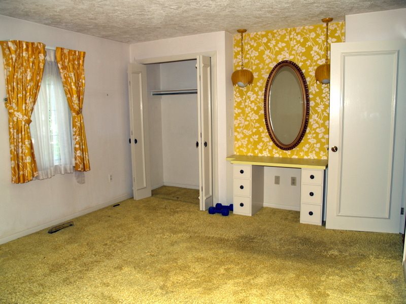 191 Pinecrest Road Manchester, NH 03104 - Photo 16 of 21 Gallery Image 16