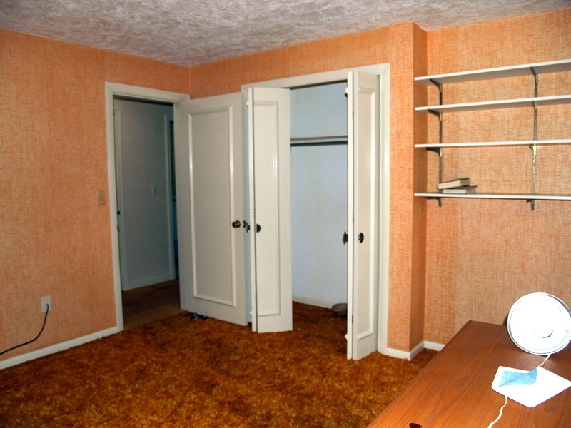 191 Pinecrest Road Manchester, NH 03104 - Photo 17 of 21 Gallery Image 17