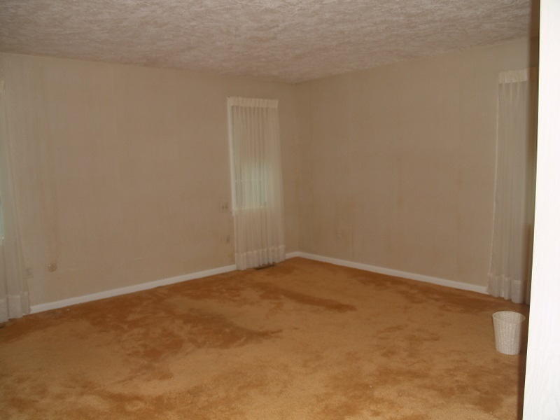 191 Pinecrest Road Manchester, NH 03104 - Photo 18 of 21 Gallery Image 18