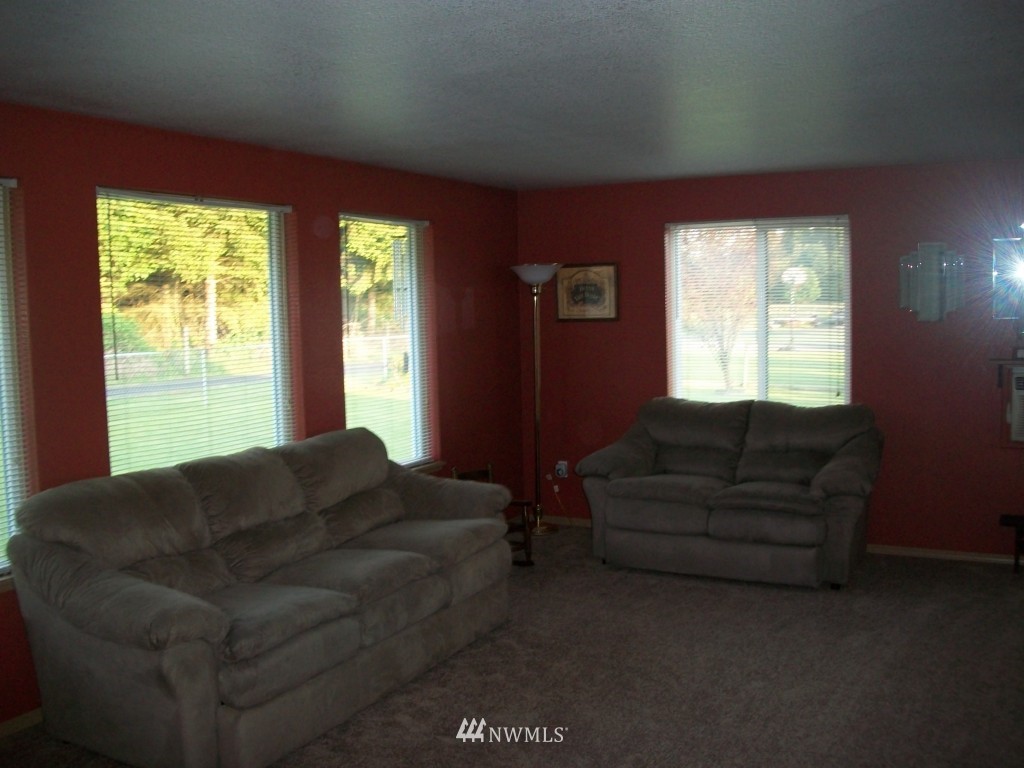 428 C Gore Road Onalaska, WA 98570 - Photo 5 of 10 Gallery Image 5