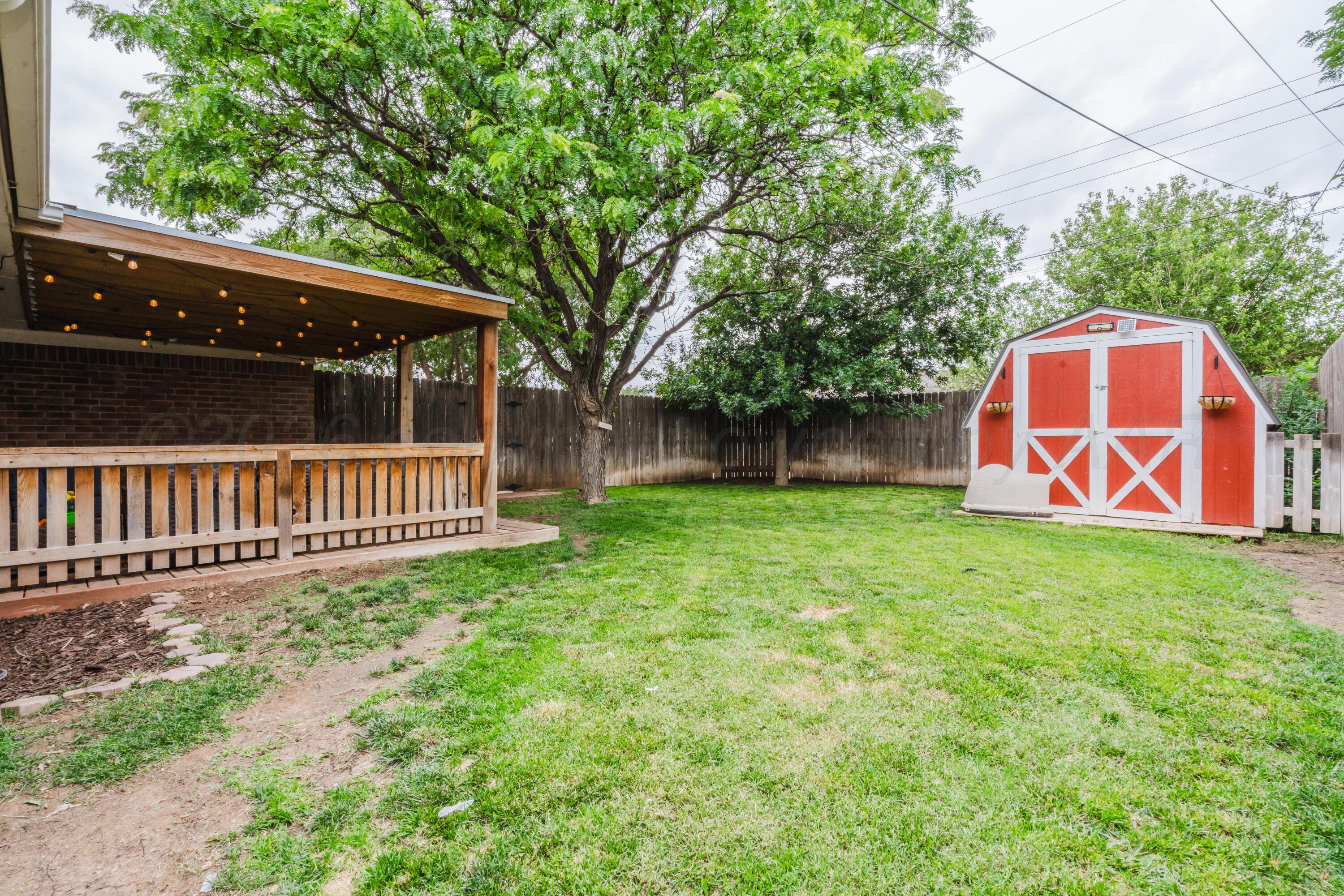 7302 Holyoke Trail Amarillo, TX 79121 - Photo 39 of 40 Backyard