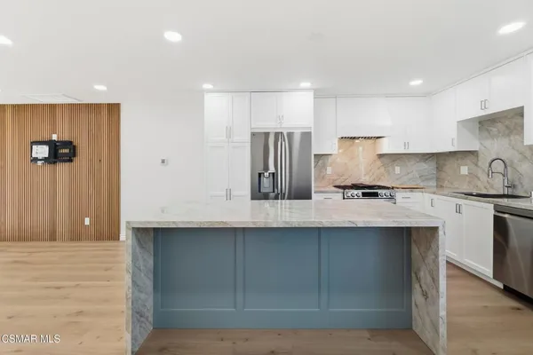 $685,000 | 102 West Alta Green, Port Hueneme, CA 93041