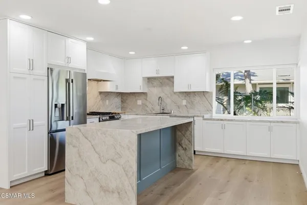 $685,000 | 102 West Alta Green, Port Hueneme, CA 93041