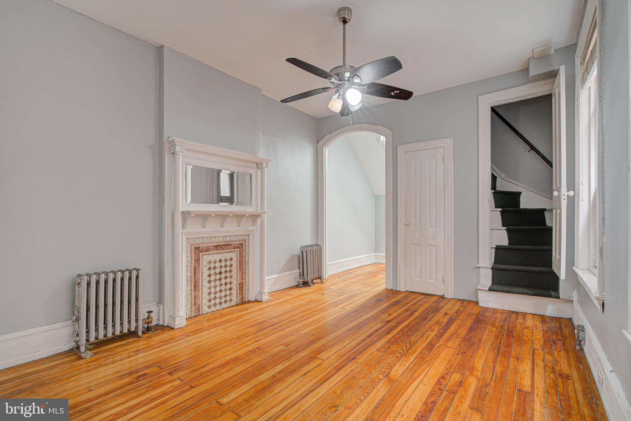 941 North 4th Street Philadelphia, PA 19123 - Photo 2 of 42
