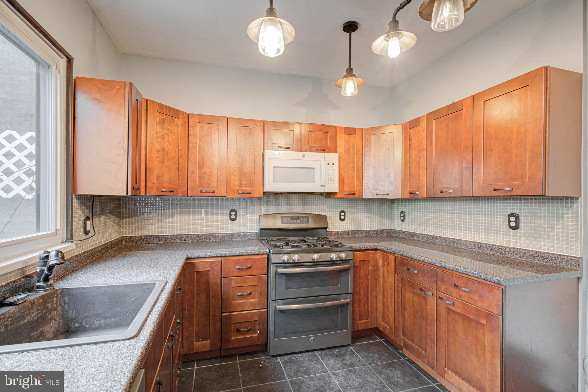 941 North 4th Street Philadelphia, PA 19123 - Photo 36 of 42