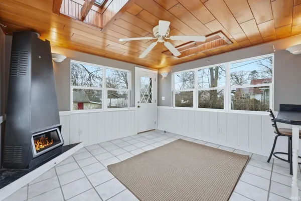 $164,900 | 413 West Fort Wayne Street, Warsaw, IN 46580