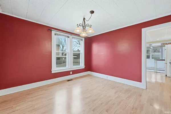 $164,900 | 413 West Fort Wayne Street, Warsaw, IN 46580