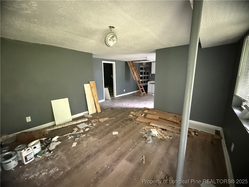 209 Rose Street Spring Lake, NC 28390 - Photo 4 of 15