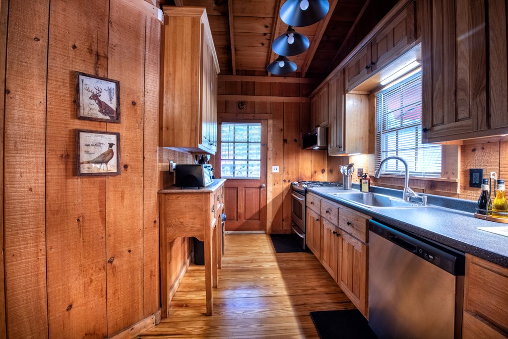 67 Big Tree Road Suches, GA 30572 - Photo 12 of 40