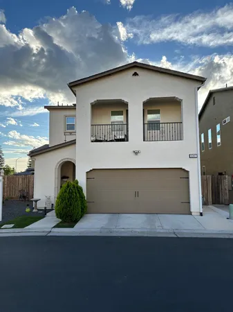 $419,000 | 6347 North Alta Vista Lane, Fresno, CA 93722