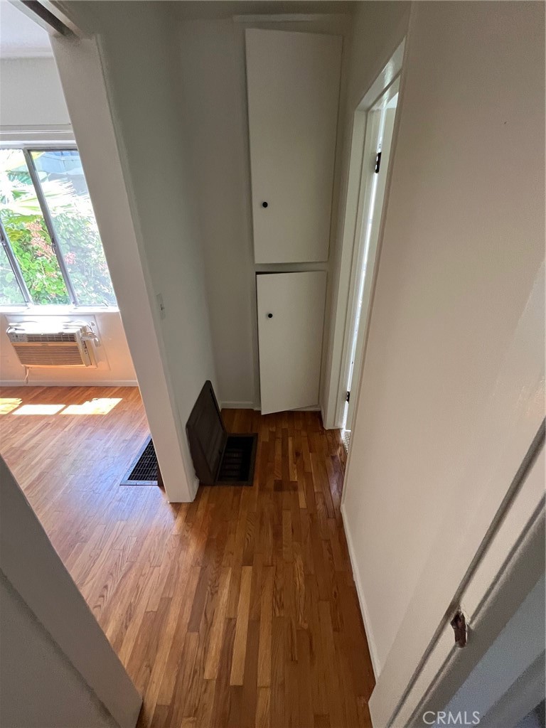 1142 Western Avenue Glendale, CA 91201 - Photo 21 of 23 a view of a hardwood floor