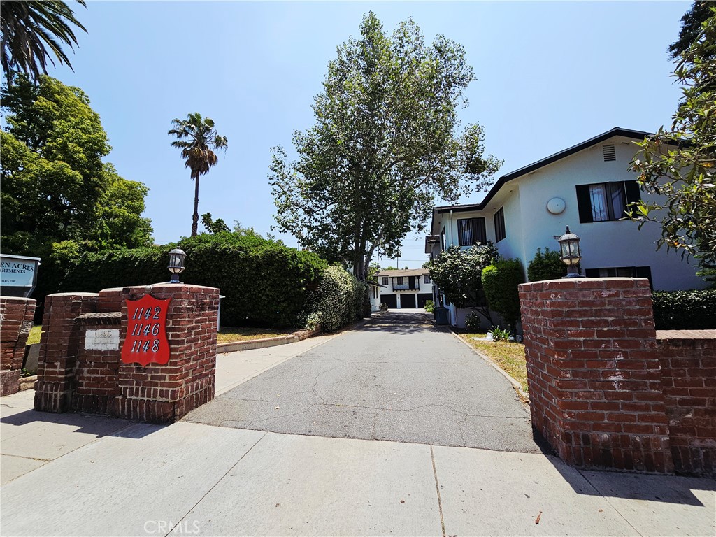 1142 Western Avenue Glendale, CA 91201 - Photo 6 of 23 a view of a backyard with sitting area