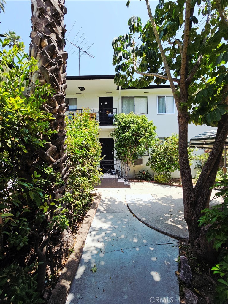 1142 Western Avenue Glendale, CA 91201 - Photo 10 of 23 a view of a house with a tree