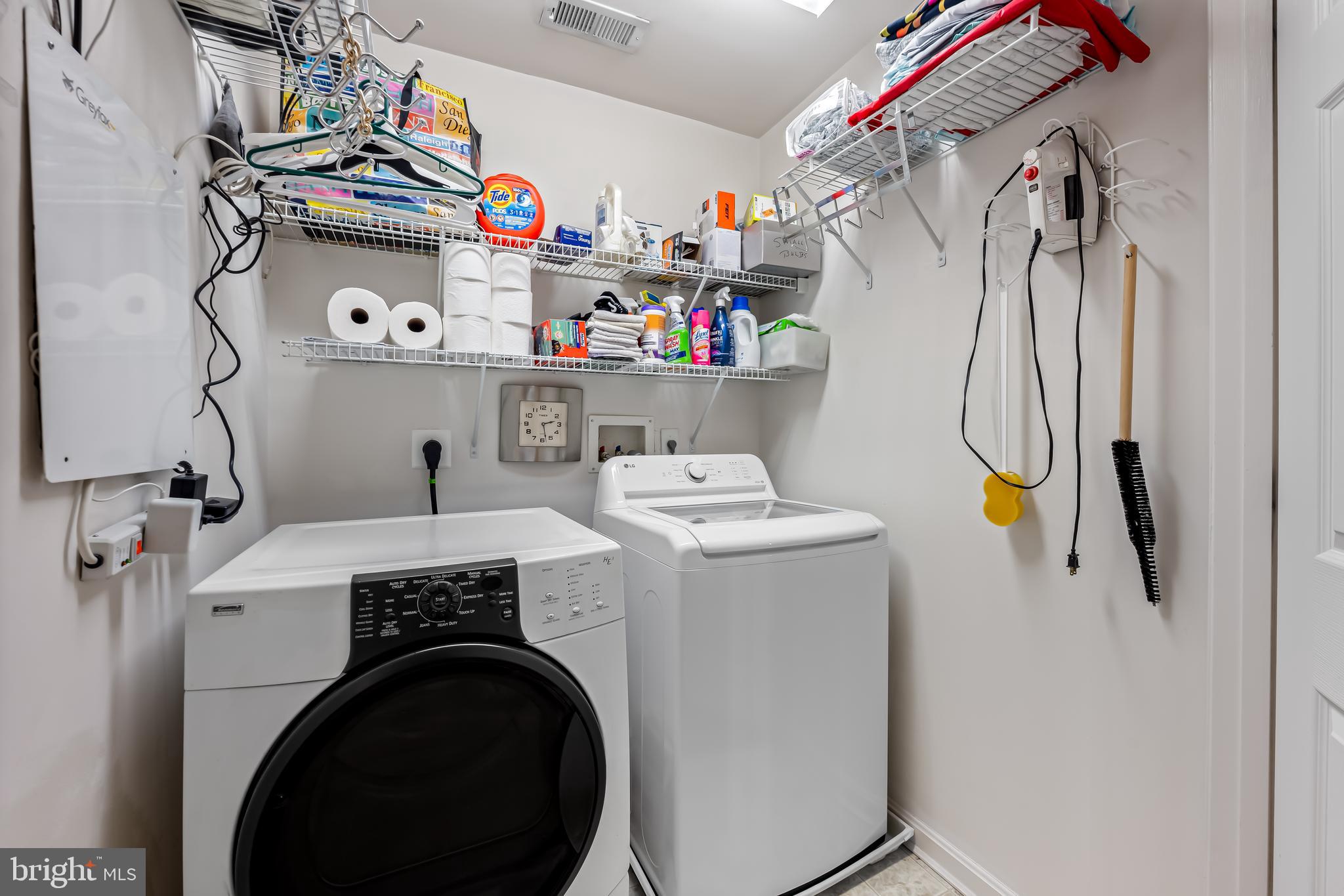2618 Lighthouse Lane Baltimore, MD 21224 - Photo 42 of 60 a utility room with dryer and washer