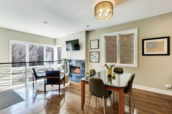 $830,000 | 1632 West Julian Street, Unit 1W, Chicago, IL 60622