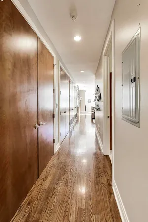 $830,000 | 1632 West Julian Street, Unit 1W, Chicago, IL 60622